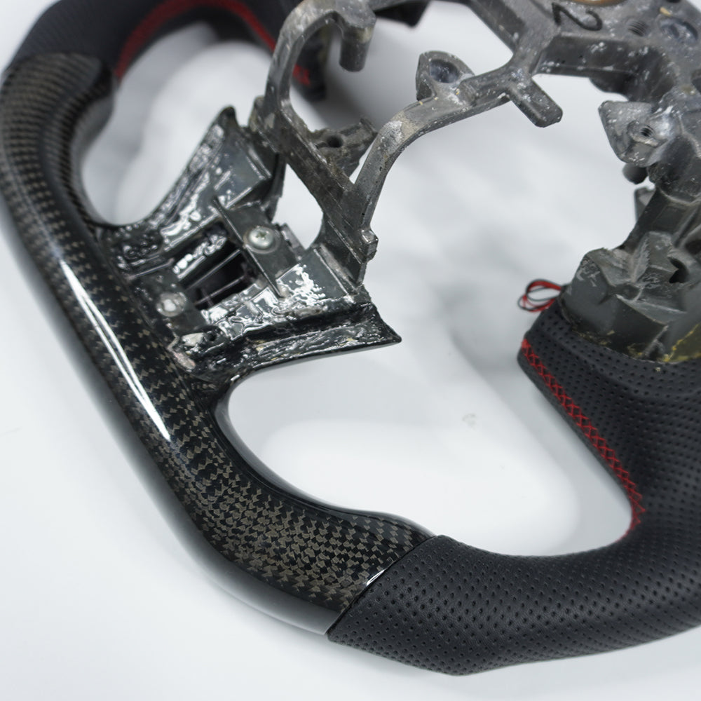 Private custom glossy Carbon Fiber steering wheel with LED displlay For Infiniti Q50/ perforate leather&red trim