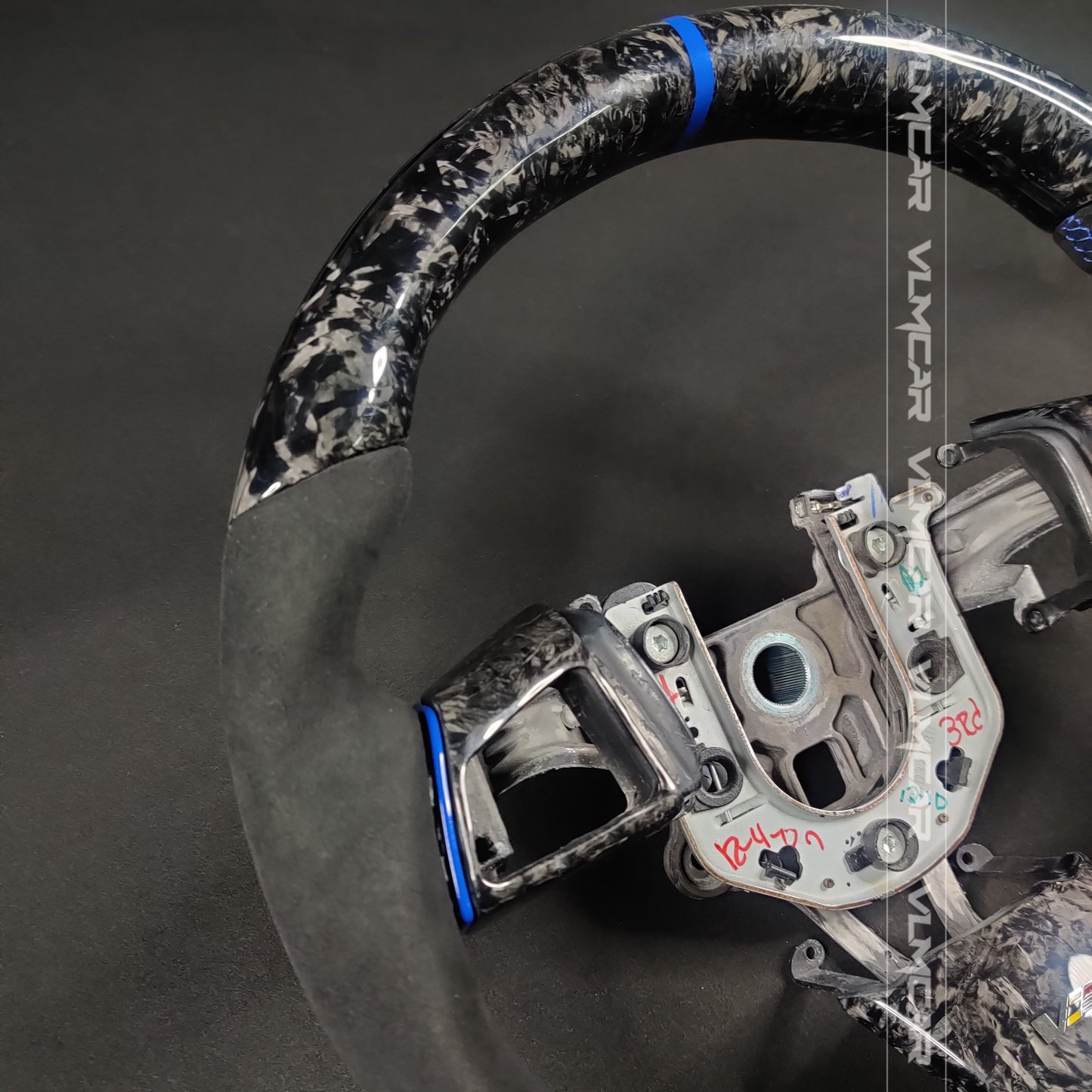 Private custom forged carbon Fiber steering wheel with suede For Cadillac CTS v2 2009-2014
